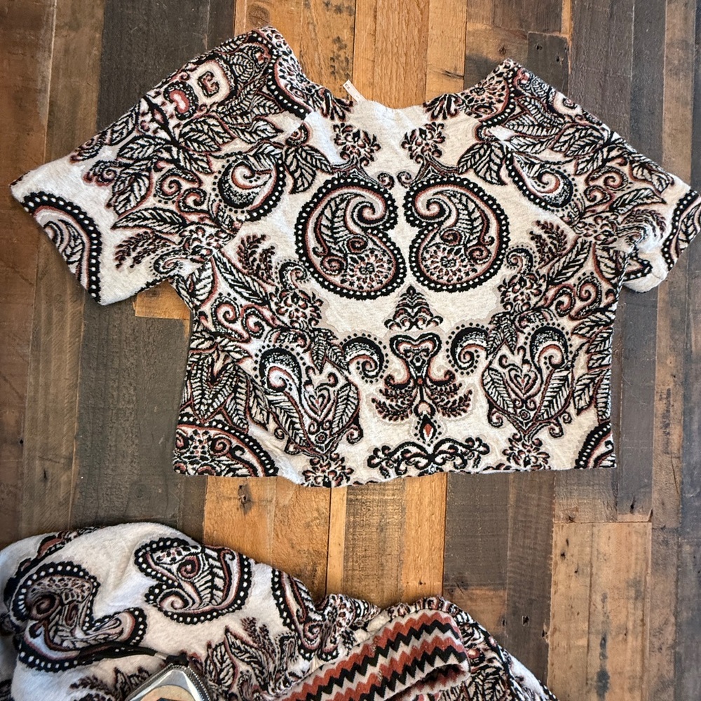 Free People White, Black, and Brown Boho Sweater Skirt and Dress Set - Picture 11 of 12